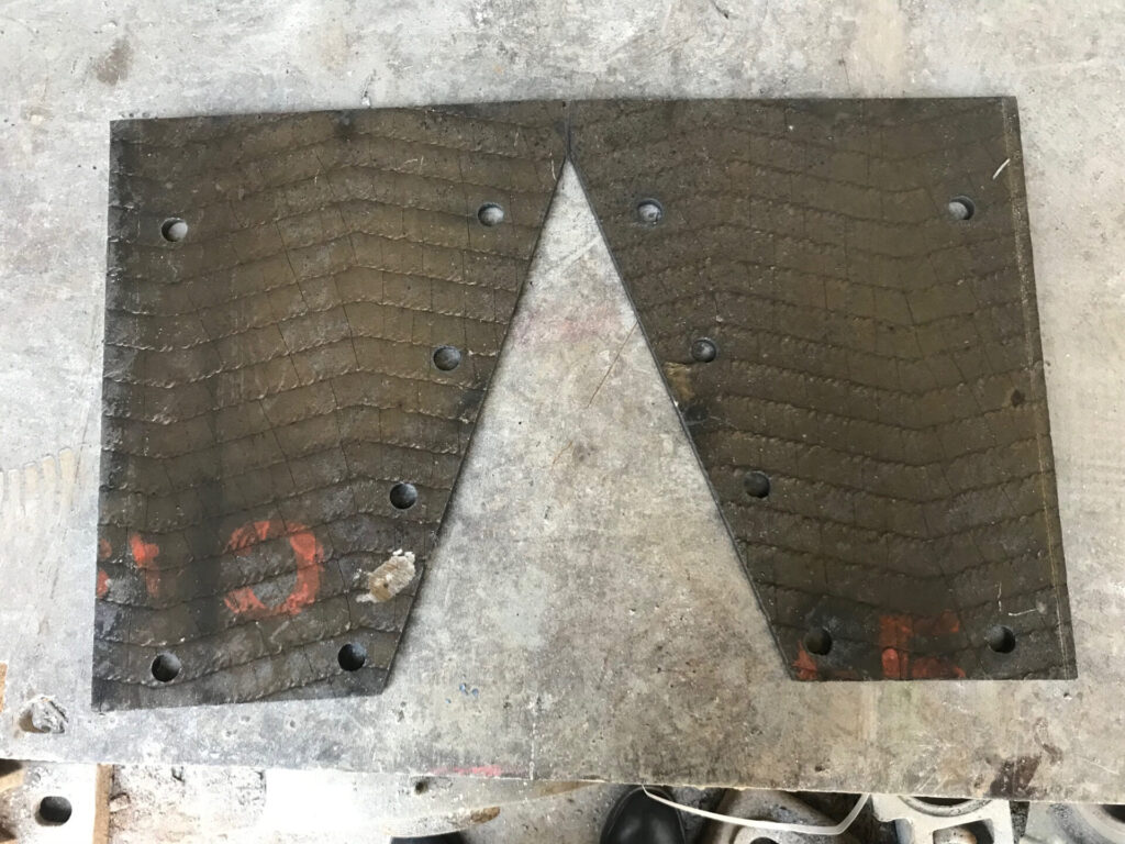 CDP PLATE(耐摩耗プレート)の製品例「石灰工場でのライナーに使用」