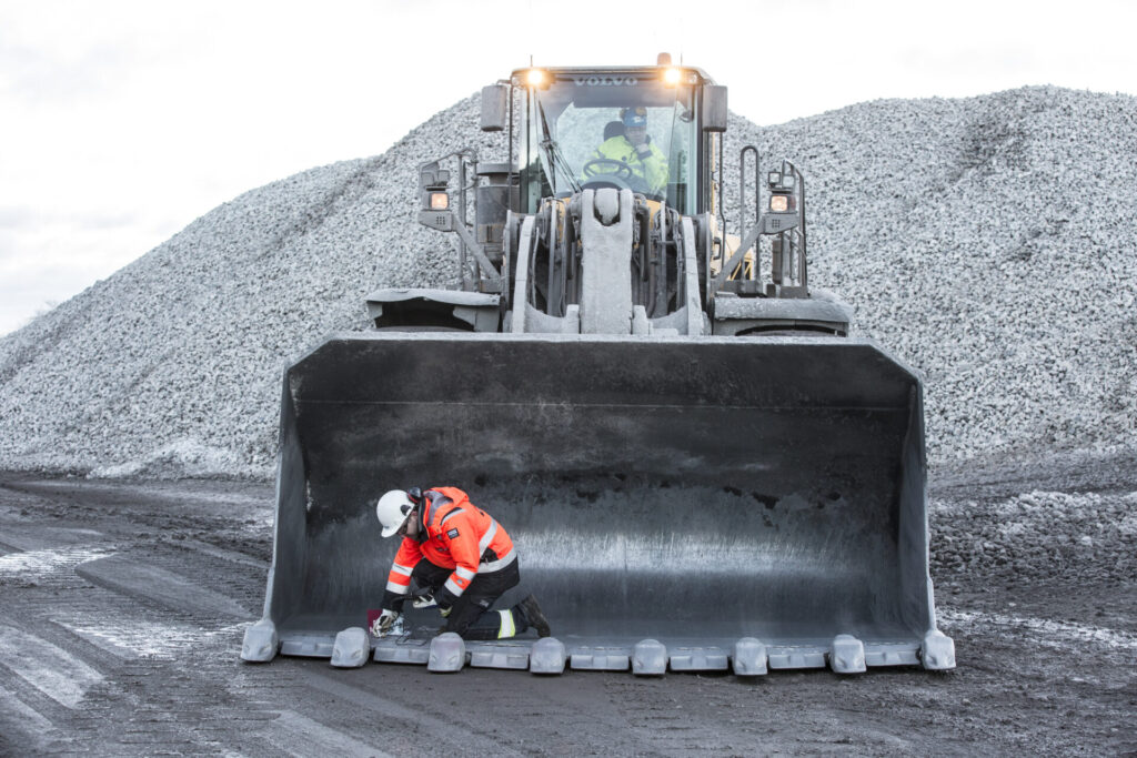 SSABのHARDOX(ハルドックス)イメージ画像01