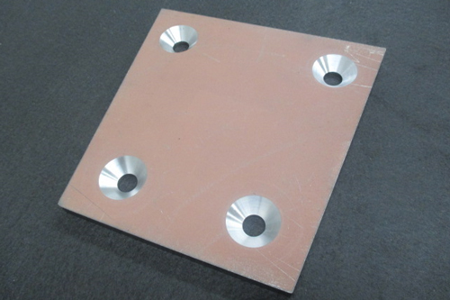 ハルドックスの製品「HARDOX600、HARDOX400:ライナー」